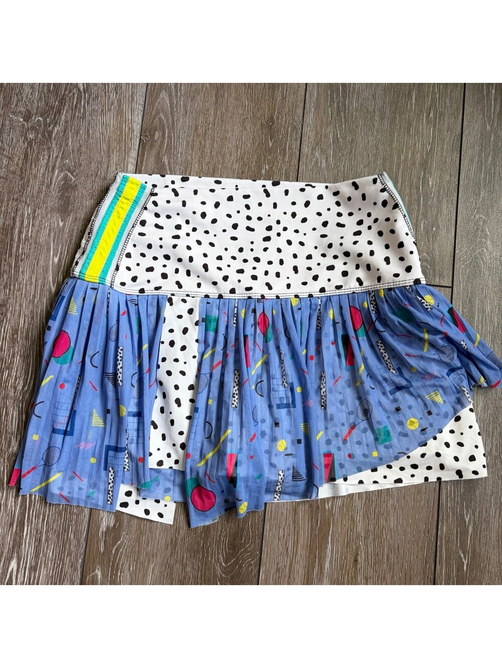 Lucky In Love Miami Pop Pleated Womens Tennis Skirt